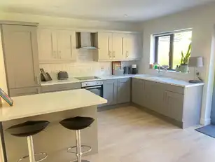 12 Hillcrest AvenueImage 5