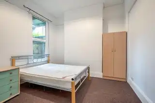Flat 1 43 Malone AvenueImage 3