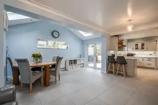 3 Brerton CrescentImage 9