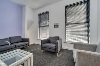 Flat 2 1 Sandhurst RoadImage 3