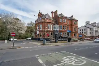 Image 1 for 2 Malone Road