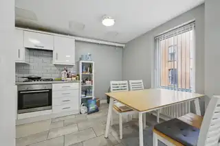 510 81 Adelaide StreetImage 9