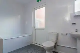 Flat 2 57 Fitzwilliam StreetImage 9
