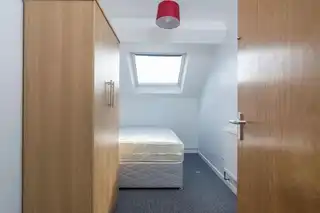Flat 2 57 Fitzwilliam StreetImage 6