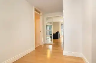 39 Park RoyalImage 2