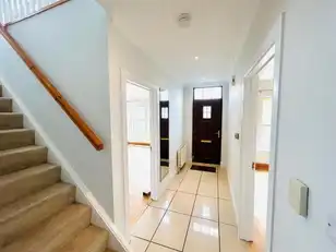 9 Waterfoot ParkImage 2