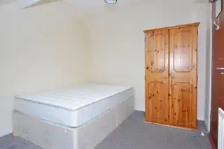 9 Landseer StreetImage 6