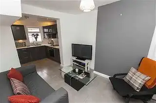 80 Chadwick StreetImage 6