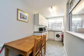 33 Landseer StreetImage 7