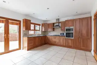 6 Brooke Hall HeightsImage 6