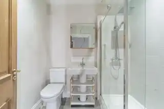Apt 5 96 Balmoral AvenueImage 11