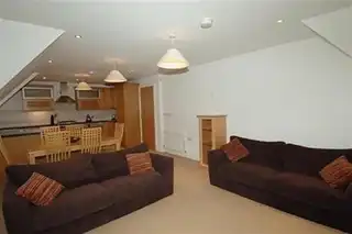 Apartment 16 1 Deramore Park SouthImage 3