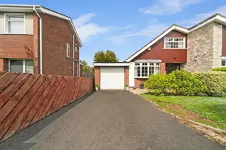 23 Cairnshill ParkImage 22