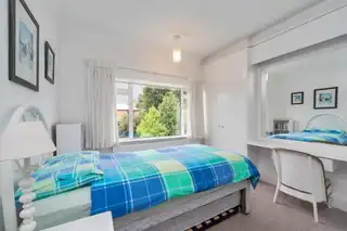 69 Marlborough Park NorthImage 9