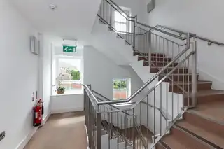68 Milfort MewsImage 2