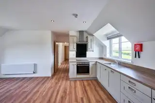 90 Beech Hill ViewImage 7