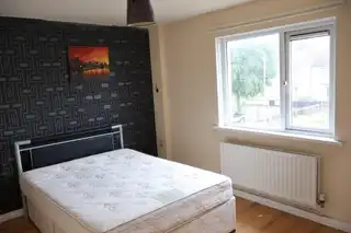 10 Roemill GardensImage 4