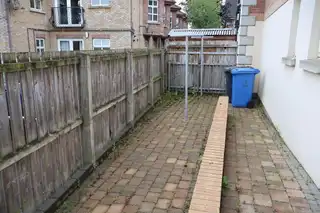 2 Boucher CloseImage 11