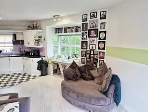 Apt 9 Circular RoadImage 7