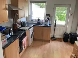 2 Abbots GardensImage 3