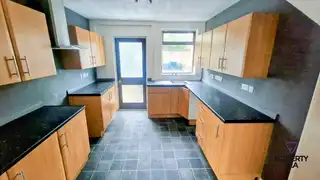 32 Abbots GardensImage 4