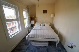 1 Adelaide PlaceImage 18