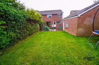 34 Hillview DriveImage 17