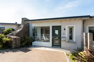 21 Downshire LaneImage 4