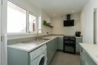 77 Downshire RoadImage 9