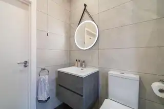2A Glenview AvenueImage 26