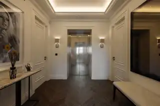 Apt 18 Penthouse The Mansion HouseImage 6