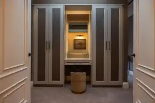 Apt 18 Penthouse The Mansion HouseImage 36