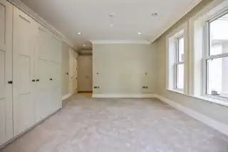 15 The Mansion HouseImage 25