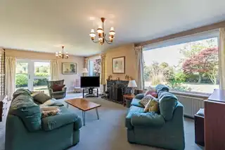 21 Farnham ParkImage 7