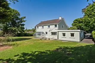 21 Farnham ParkImage 26