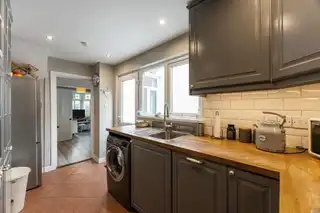 75 Downshire RoadImage 8