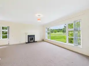 9 Station RoadImage 4