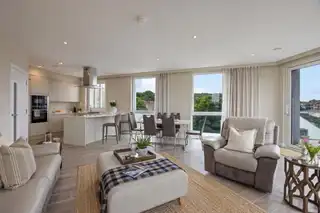Apartment 15 The Priory 11 High StreetImage 11