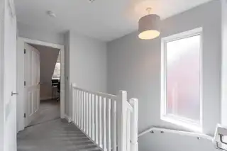 17 Dixon AvenueImage 14