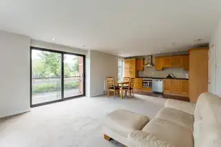 Flat 6 3 Belfast RoadImage 2