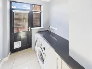 5 Seapark LaneImage 9