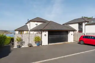 1 Downshire CourtImage 54