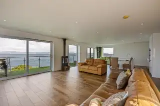 1 Downshire CourtImage 6