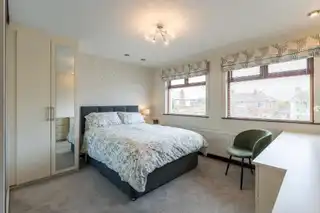 17 Kensington ParkImage 29