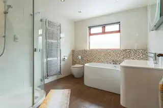 17 Kensington ParkImage 39