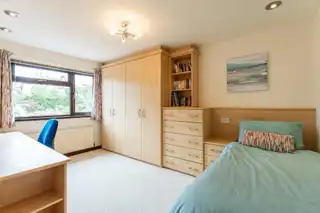 17 Kensington ParkImage 37