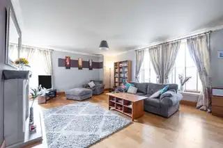 ApartmentImage 5