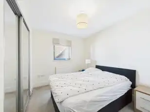 Apartment 204 2 William Street SouthImage 6
