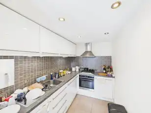 Apartment 204 2 William Street SouthImage 4