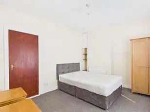 93 Lower Windsor AvenueImage 9